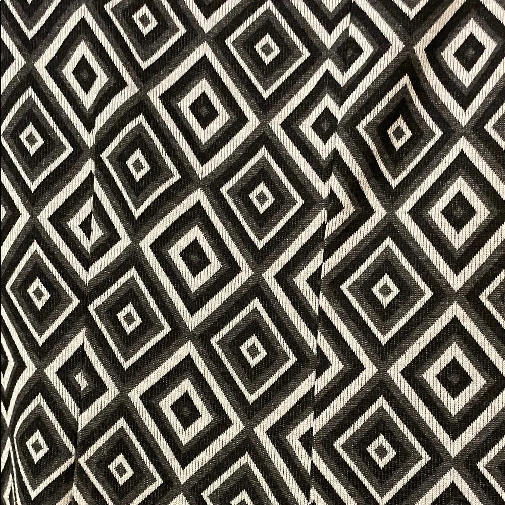 Jessica Howard Black, White & Gray Geometric Midi Dress - Picture 7 of 7